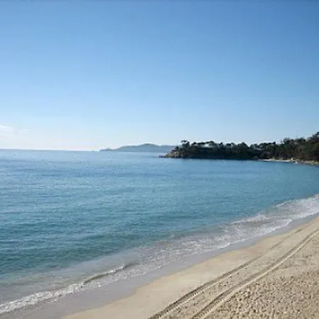 Climatise 4 Pieces Avec Jardin, A 200m De La - Le Lavandou, Cavaliere - Fr-1-251-568 *